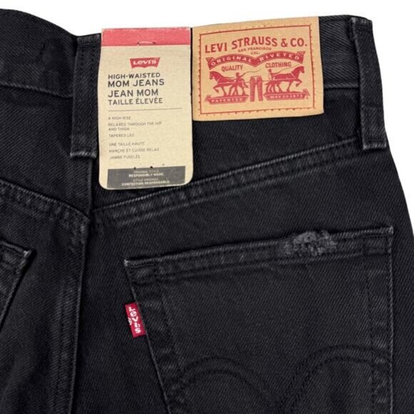 Levi's High Waisted Mom Jeans In Black Destructed Size 25 x 29 - Picture 10 of 10